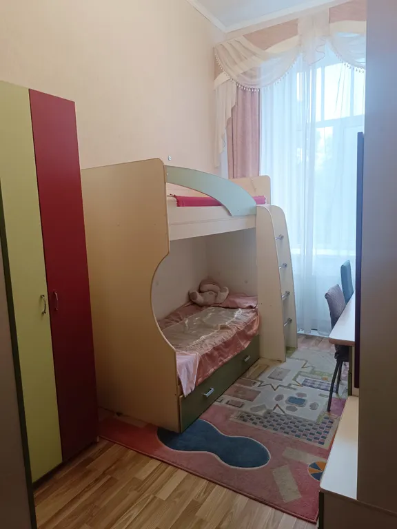 Квартира однокомнатная на проспекте Октябрьском, 68 м², Псков — фото 5
