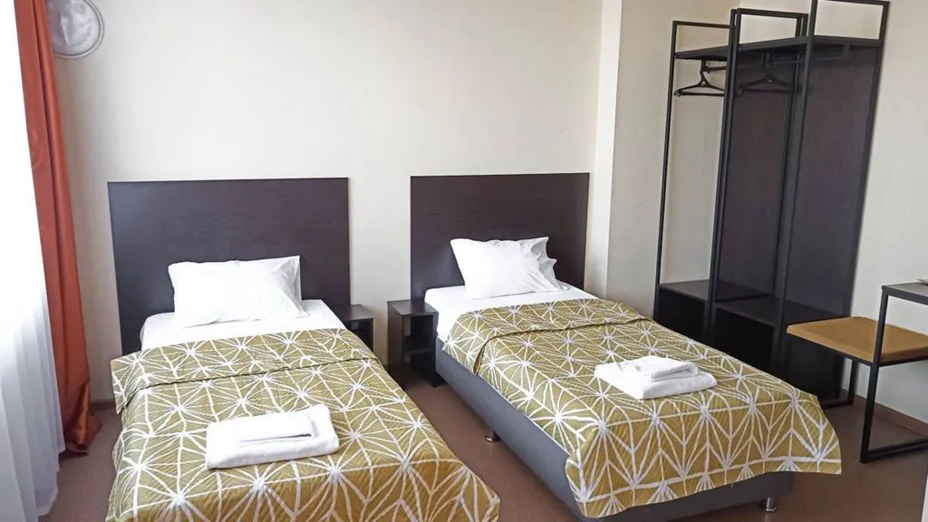Трёхместный номер стандарт — SMART HOTEL Челябинск, фото 2 из 5