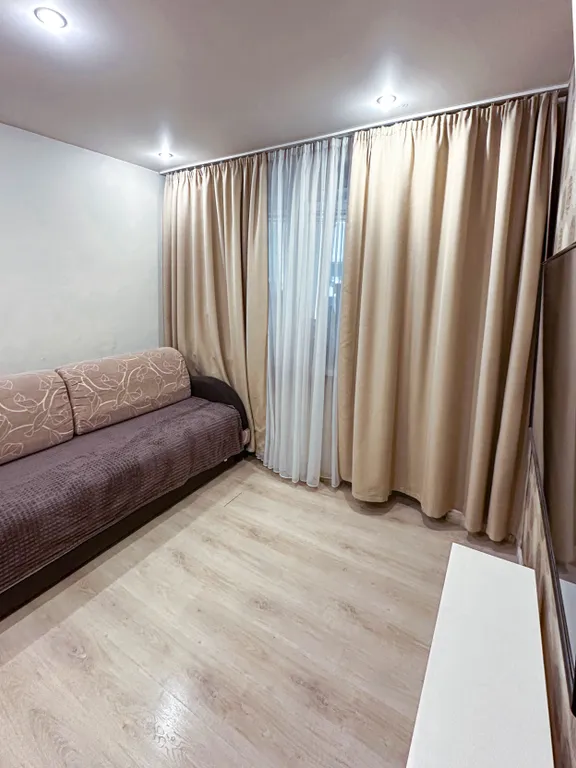 Квартира двухкомнатная на улице Луговой, 43 м², Владивосток — фото 3