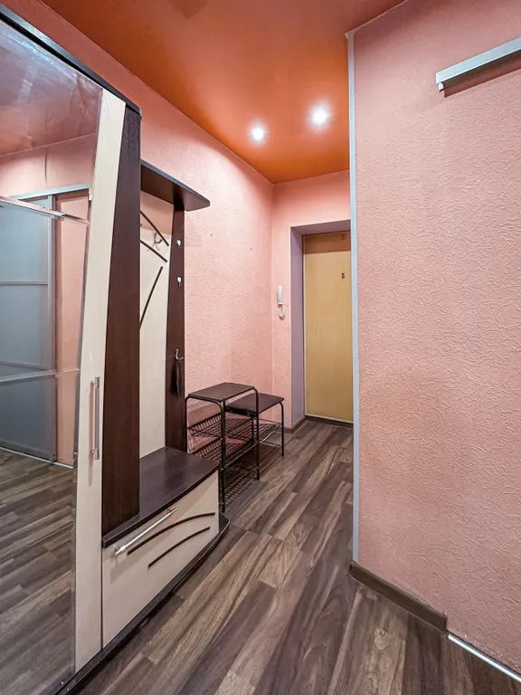 Квартира двухкомнатная на улице Луговой, 43 м², Владивосток — фото 6