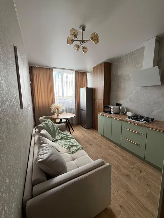 Квартира однокомнатная на улице Советской, 36 м², Минеральные Воды — кухня, фото 2