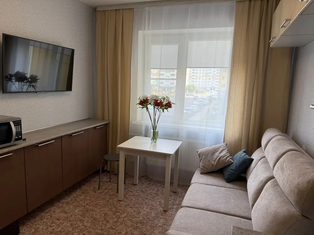 Квартира двухкомнатная на улице Большой Московской, 55 м², Великий Новгород — фото 7