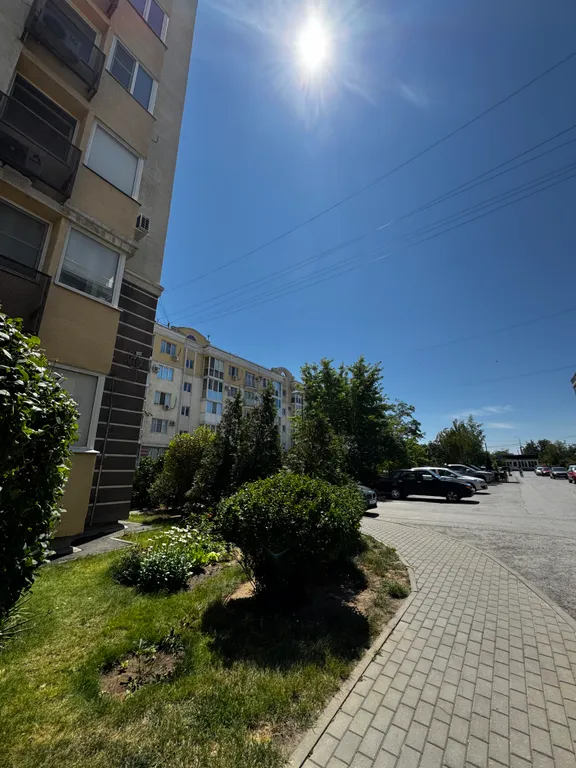 Студия однокомнатная в Советском, 30 м², Волгоград — двор