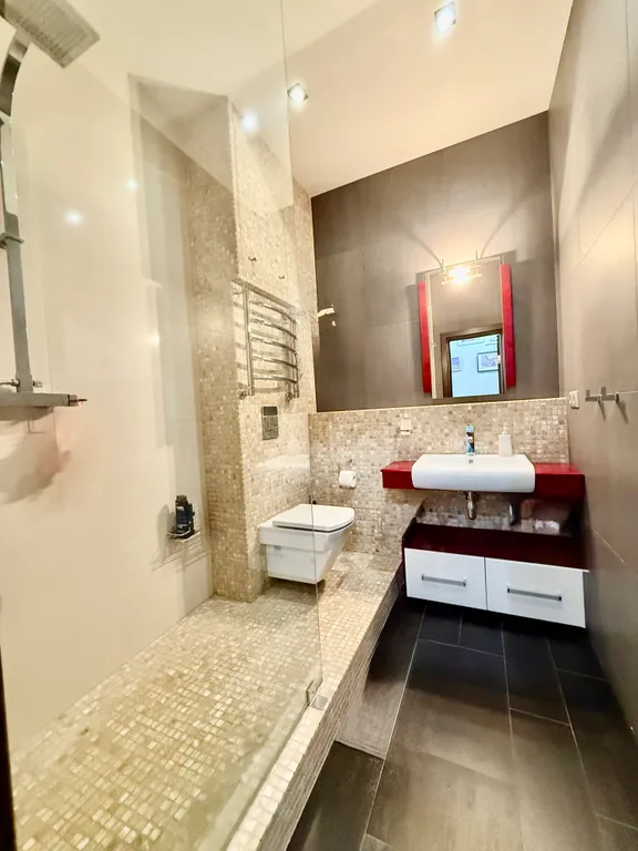 Квартира двухкомнатная на набережной Казанской, 100 м², Нижний Новгород — фото 17