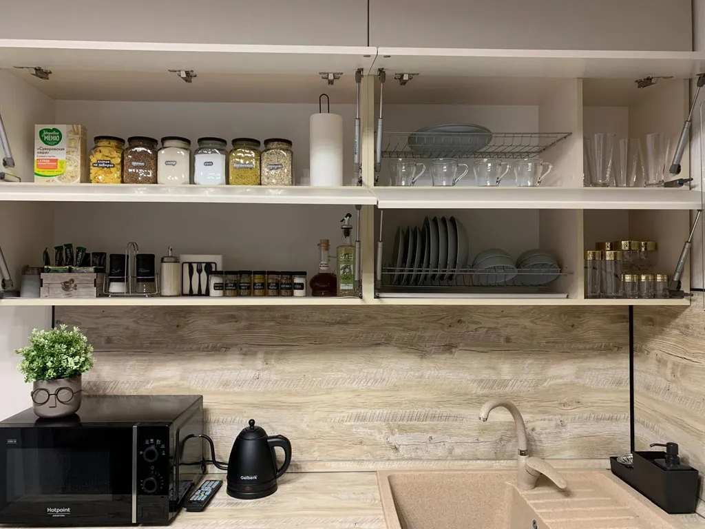 Квартира однокомнатная в Заводском, 42 м², Саратов — кухня, фото 6
