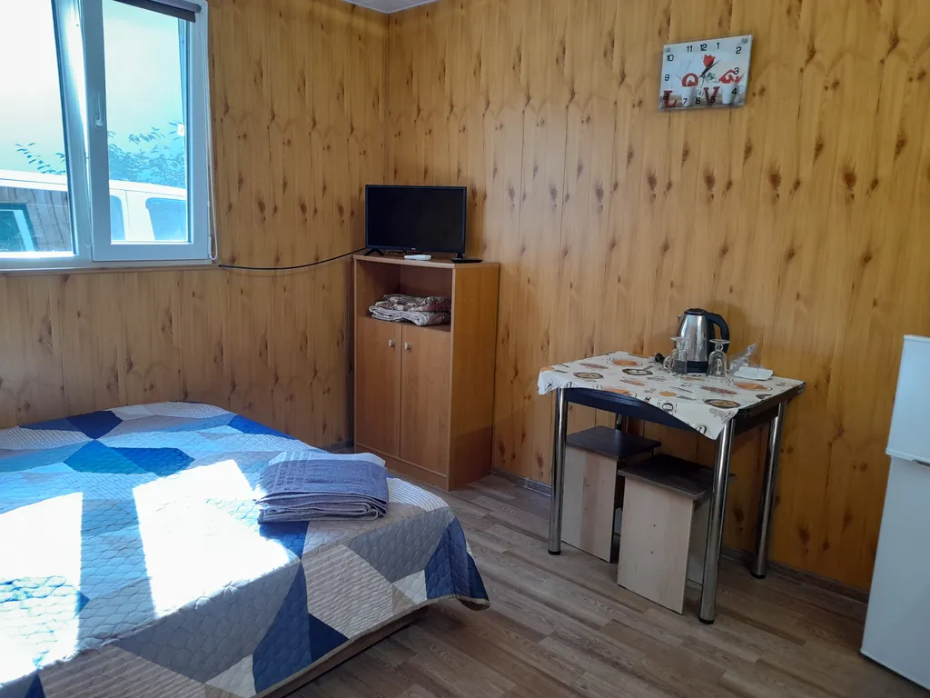 Комната-студия со всеми удобствами — ванная комната