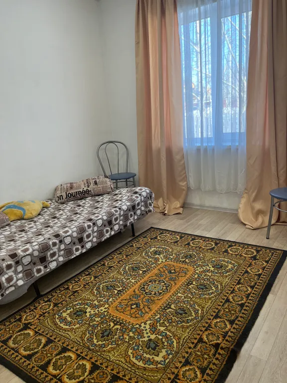Дом 11-местный в Ленинском, 76 м², Иркутск — спальня, фото 5