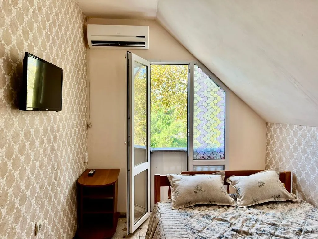 (8) Уютный номер с видом на горы