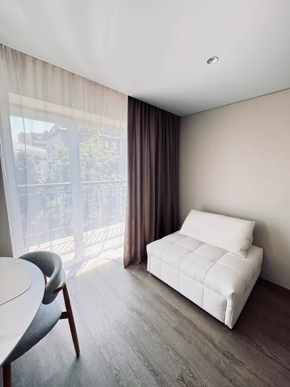 Квартира однокомнатная в Фрунзенском, 31 м², Владивосток — спальня, фото 2