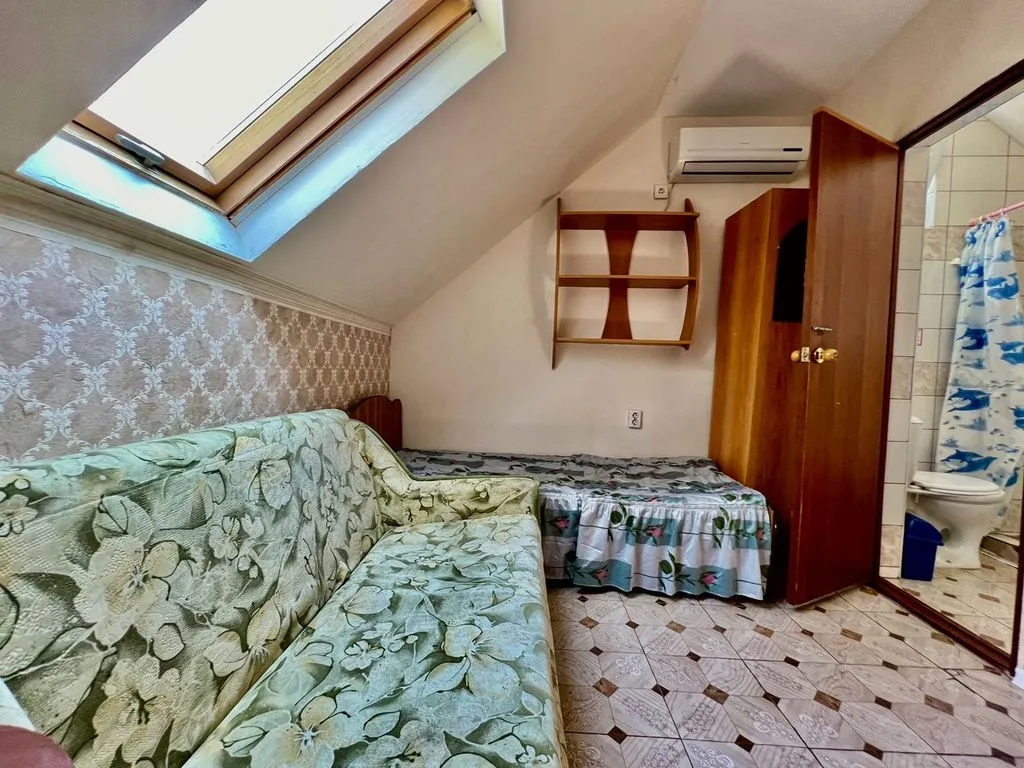 (9) Уютный номер с двумя раздельными спальными местами