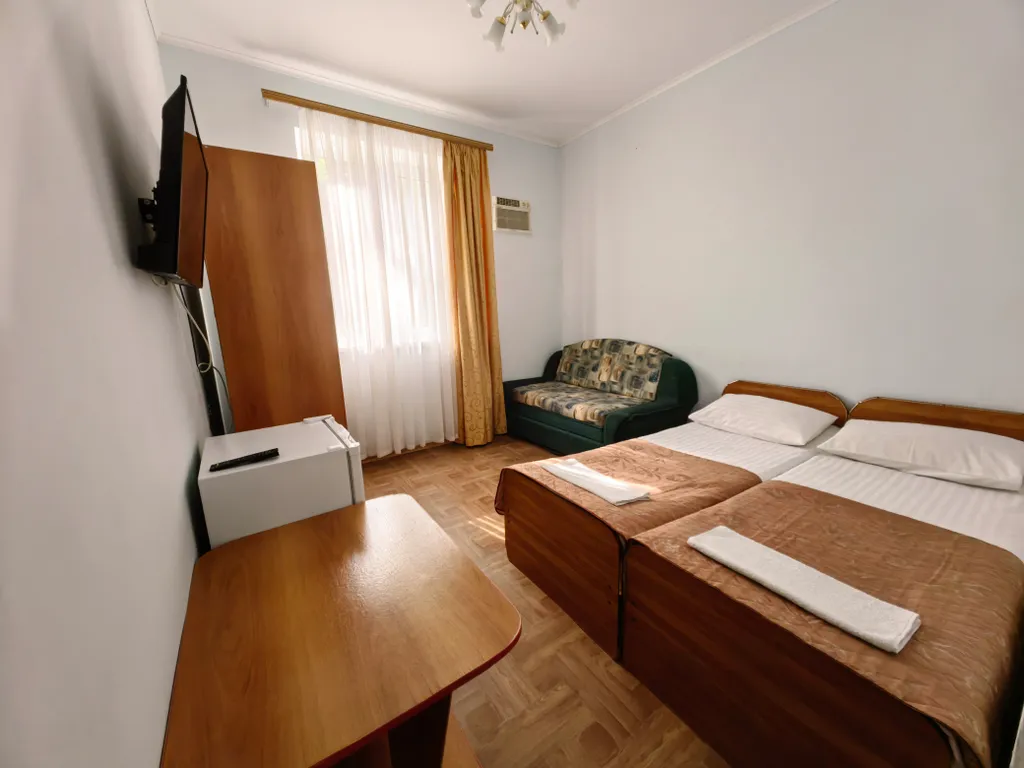 Четырёхместный номер  с удобствами