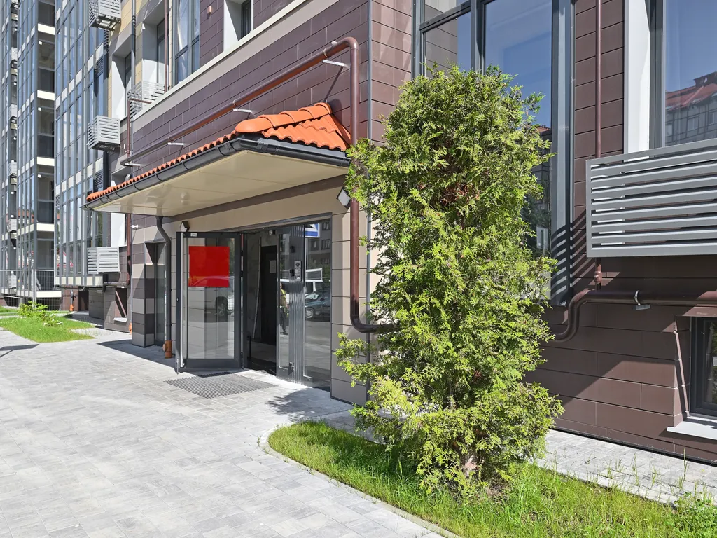 Студия однокомнатная на проезде Майском, 24 м², Светлогорск — двор