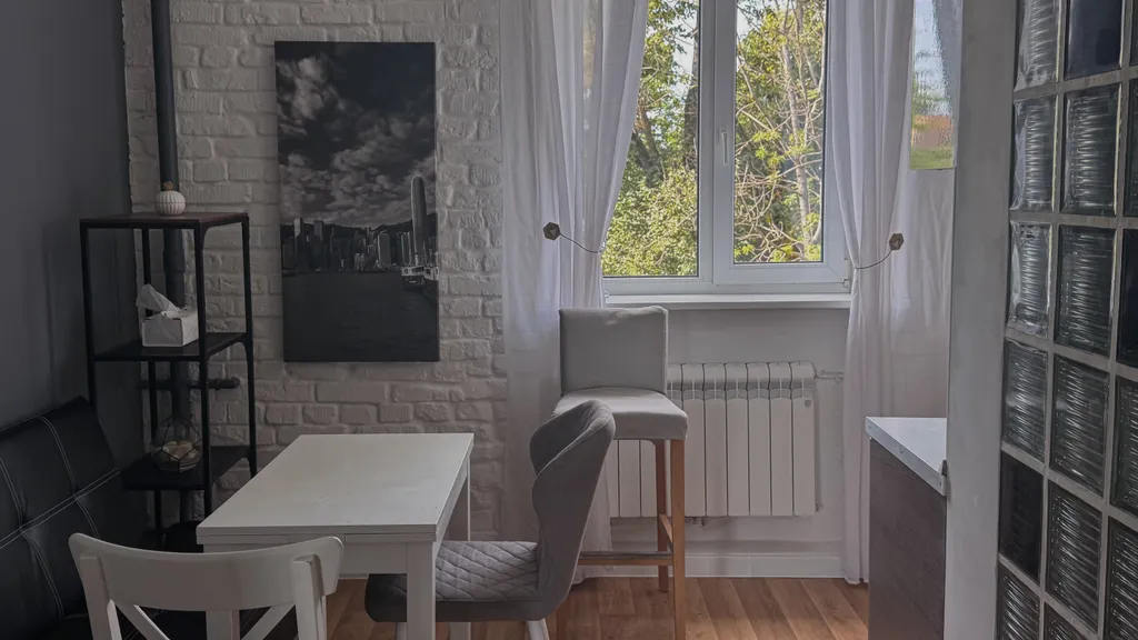 Квартира двухкомнатная на улице Ленина, 49 м², Смоленск — кухня, фото 4