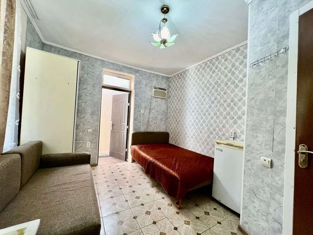 (10) Уютный номер для трёх гостей (свой санузел и душ)