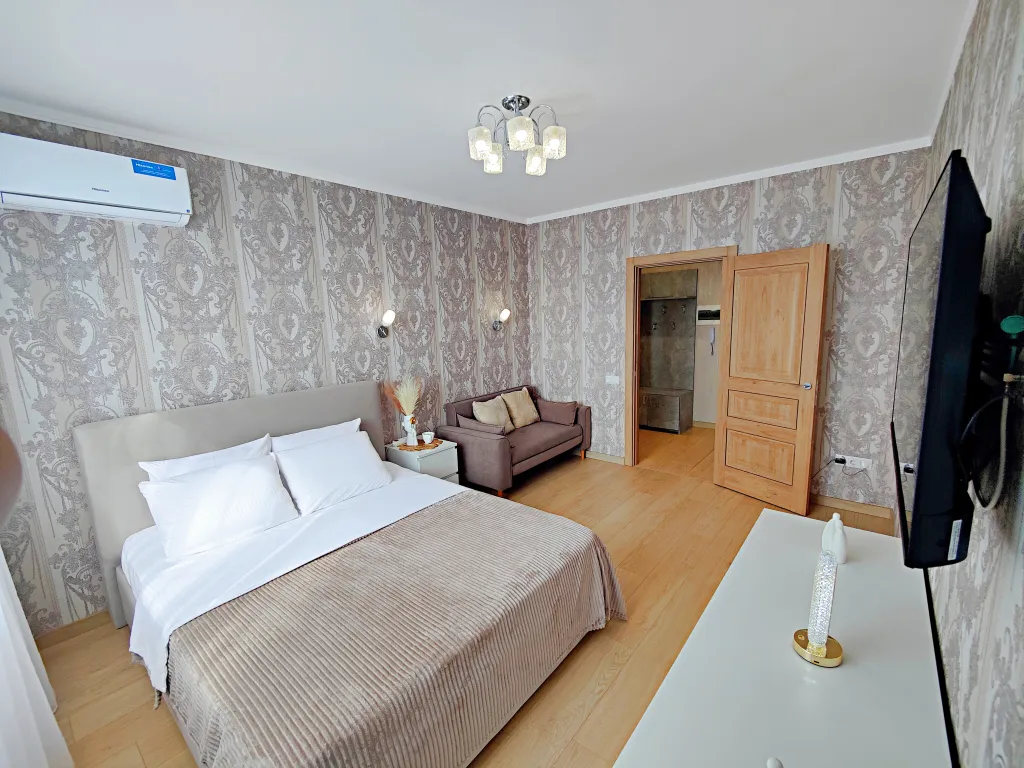 Квартира однокомнатная в Промышленном, 42 м², Самара — спальня, фото 6