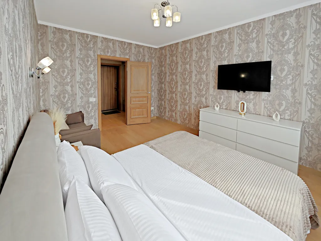 Квартира однокомнатная в Промышленном, 42 м², Самара — спальня, фото 7