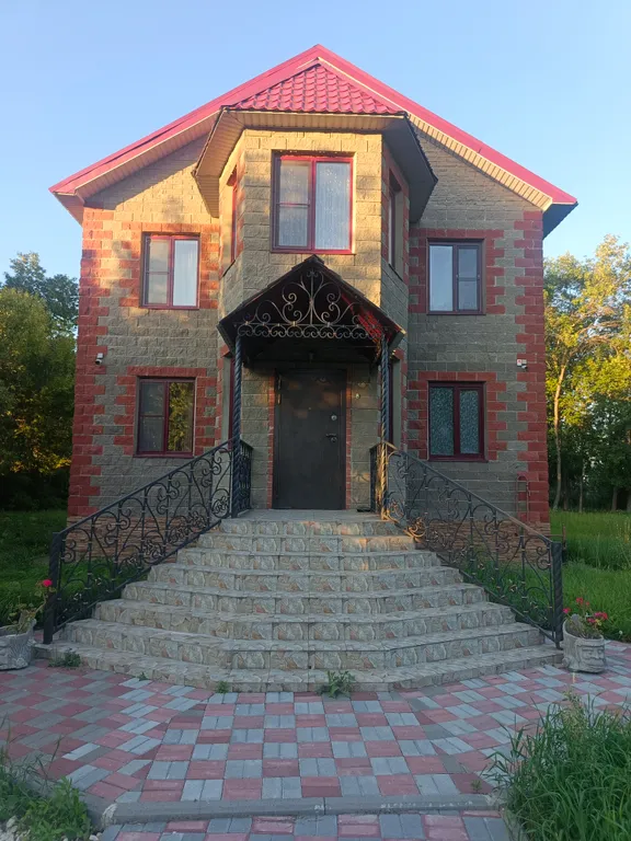 Дом с видом на реку Волга