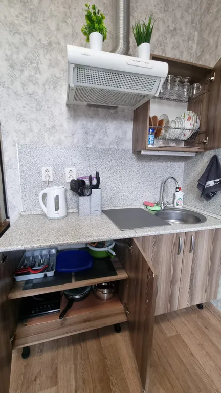 Студия однокомнатная у Окружной, в Марфино, 18 м², Москва — кухня