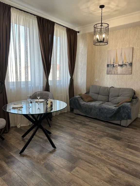 Квартира однокомнатная на проспекте Кирова, 62 м², Симферополь — фото 3