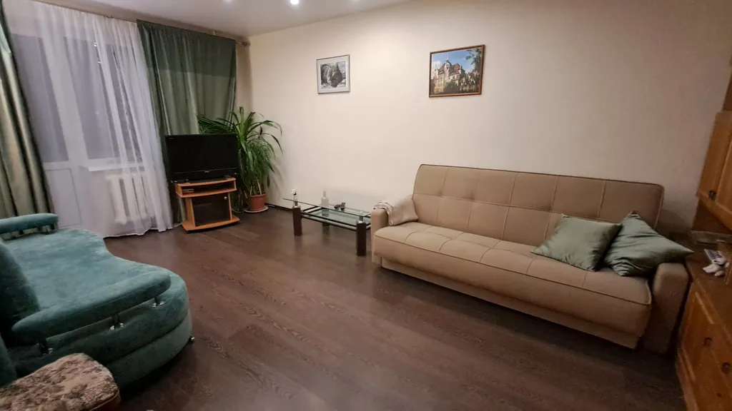 Квартира двухкомнатная на улице Псковской, 52 м², Великий Новгород — фото 6
