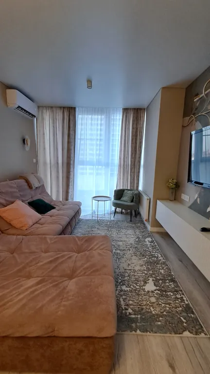 Квартира однокомнатная на улице Привокзальной, 42 м², Ростов-на-Дону — спальня, фото 5