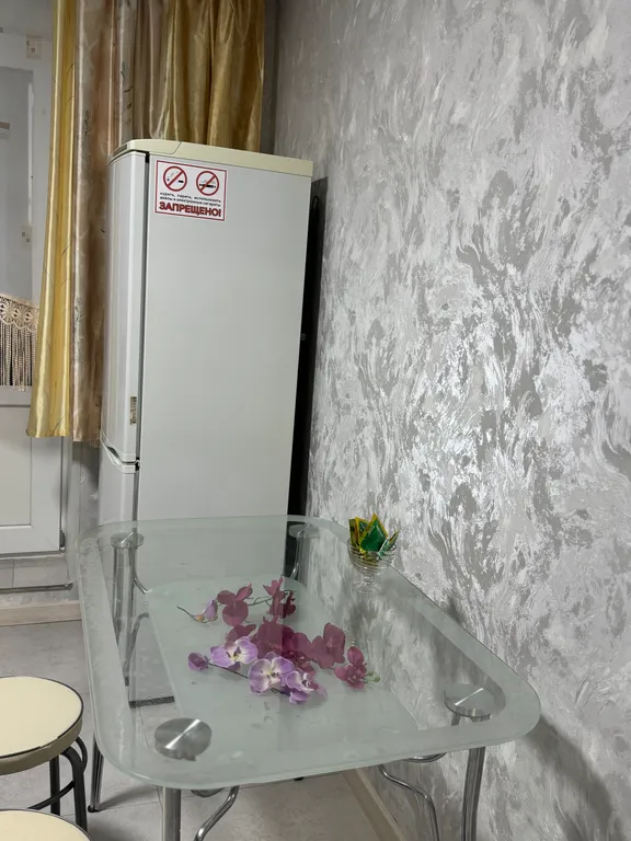 Квартира двухкомнатная на улице Чебоксарской, 60 м², Канаш — кухня, фото 3