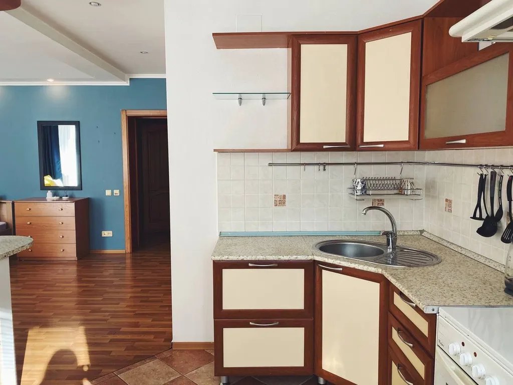 Квартира однокомнатная в Железнодорожном, 46 м², Красноярск — фото 7