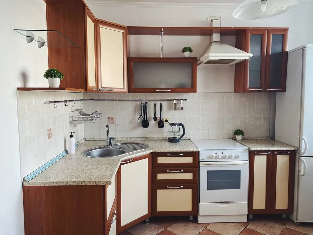 Квартира однокомнатная в Железнодорожном, 46 м², Красноярск — фото 8