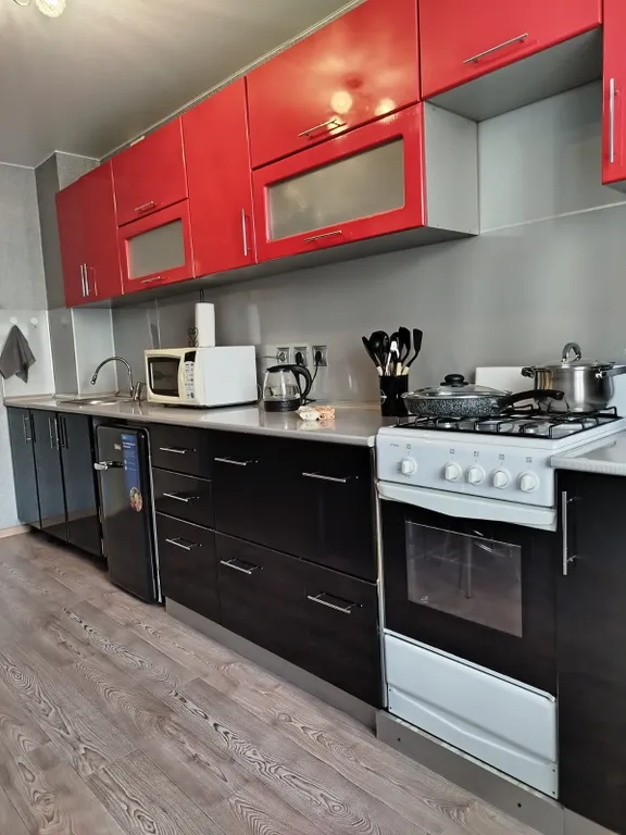 Квартира однокомнатная в Кировском, 38 м², Саратов — кухня