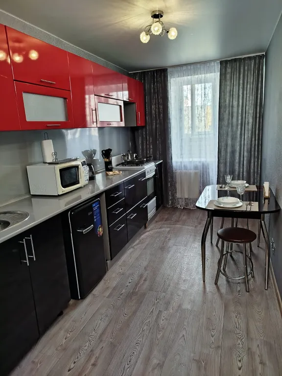 Квартира однокомнатная в Кировском, 38 м², Саратов — кухня, фото 3