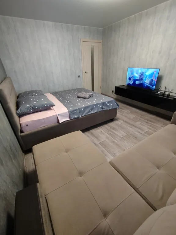 Квартира однокомнатная в Кировском, 38 м², Саратов — спальня, фото 6