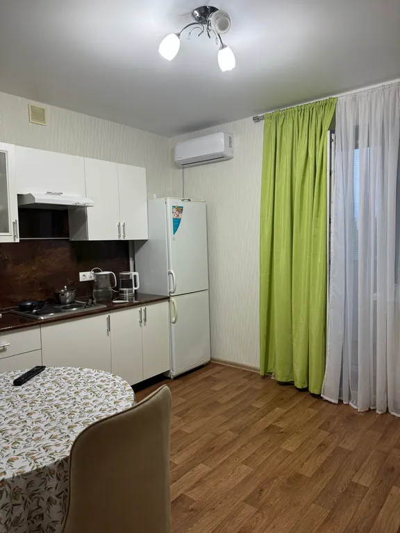 Студия однокомнатная в Автозаводском, 22 м², Тольятти — кухня, фото 2
