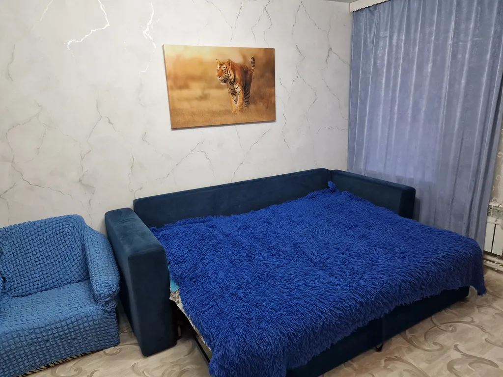 Квартира двухкомнатная в Куйбышевском, 47 м², Иркутск — спальня, фото 2