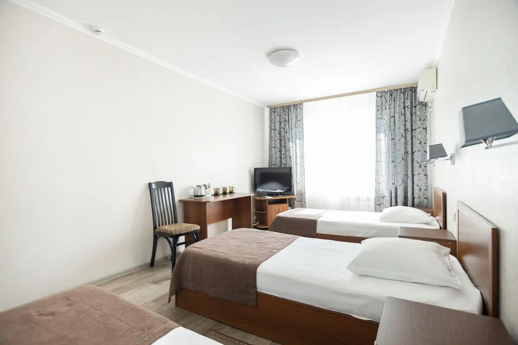 Трёхместный номер семейный номер с тремя кроватями