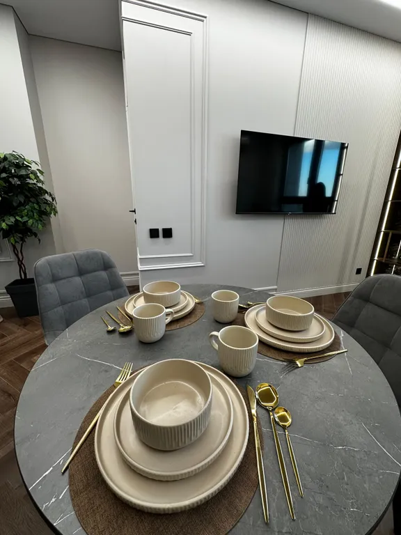 Апартаменты однокомнатные в Ново-Савиновском, 45 м², Казань — кухня, фото 3