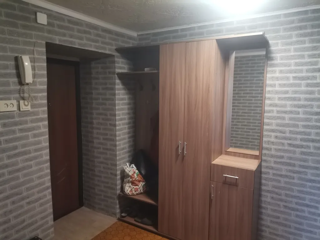 Квартира двухкомнатная на улице Республики, 54 м², Тюмень — фото 16