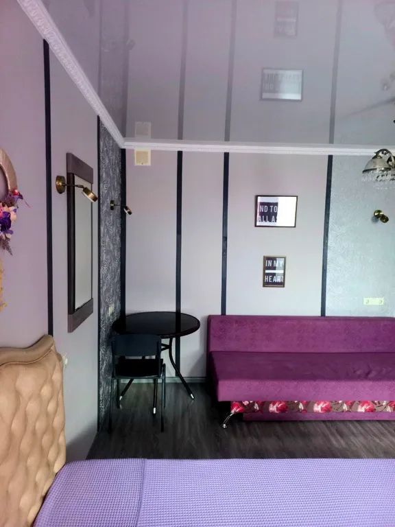 Уютная комната-люкс с балконом в частном доме