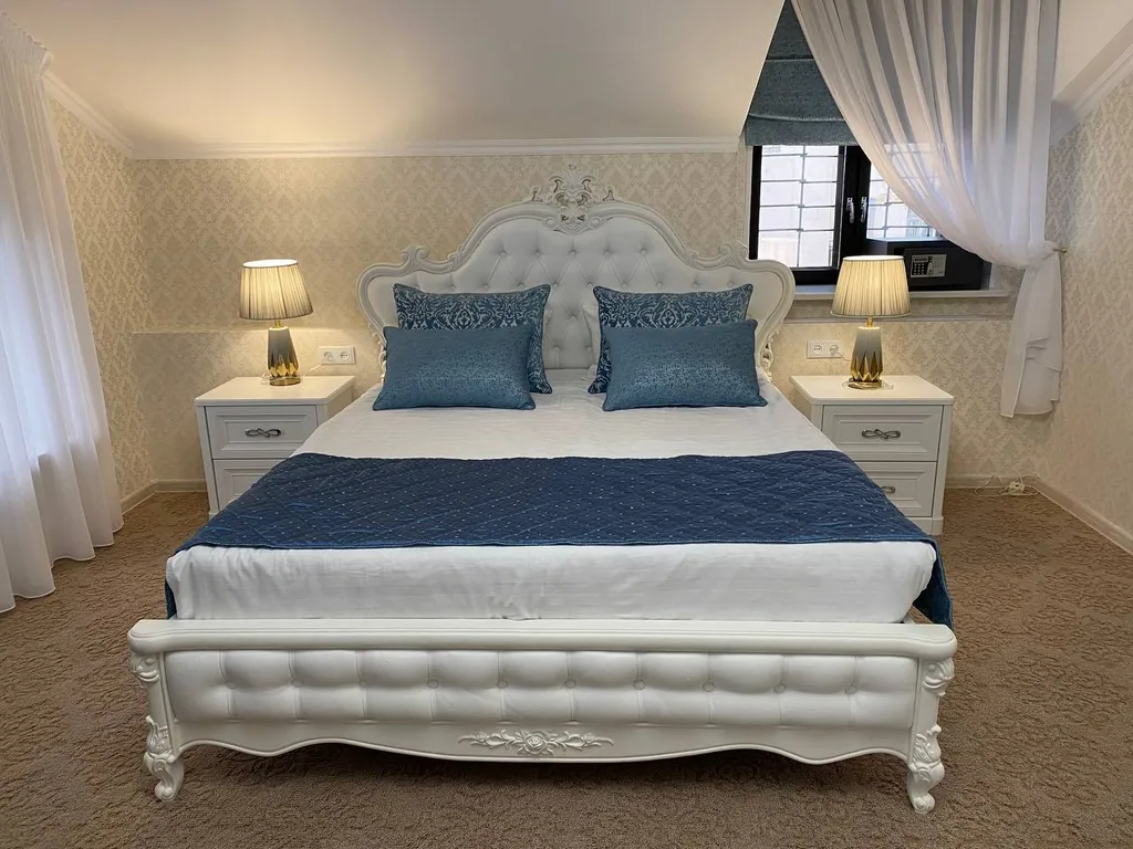 Двухместный номер с 1 кроватью ЛЮКС (№6)