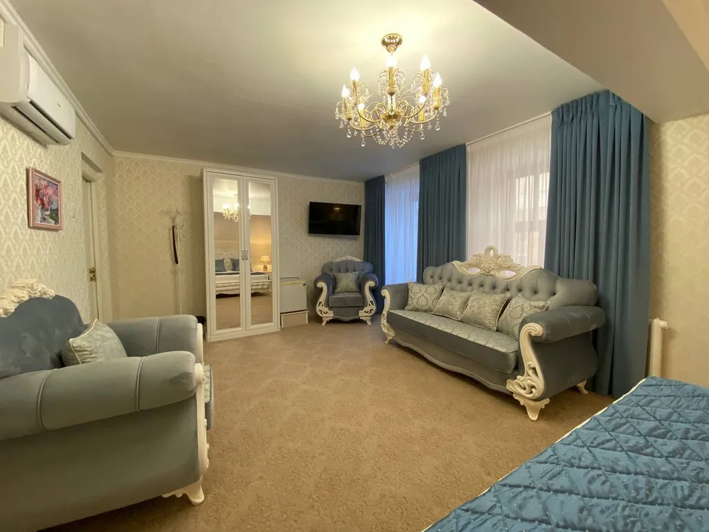 Двухместный номер с 1 кроватью ЛЮКС (№6)