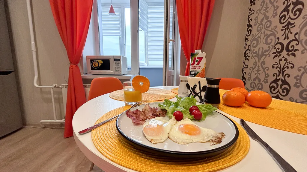 Квартира однокомнатная в Железнодорожном, 43 м², Самара — кухня, фото 4