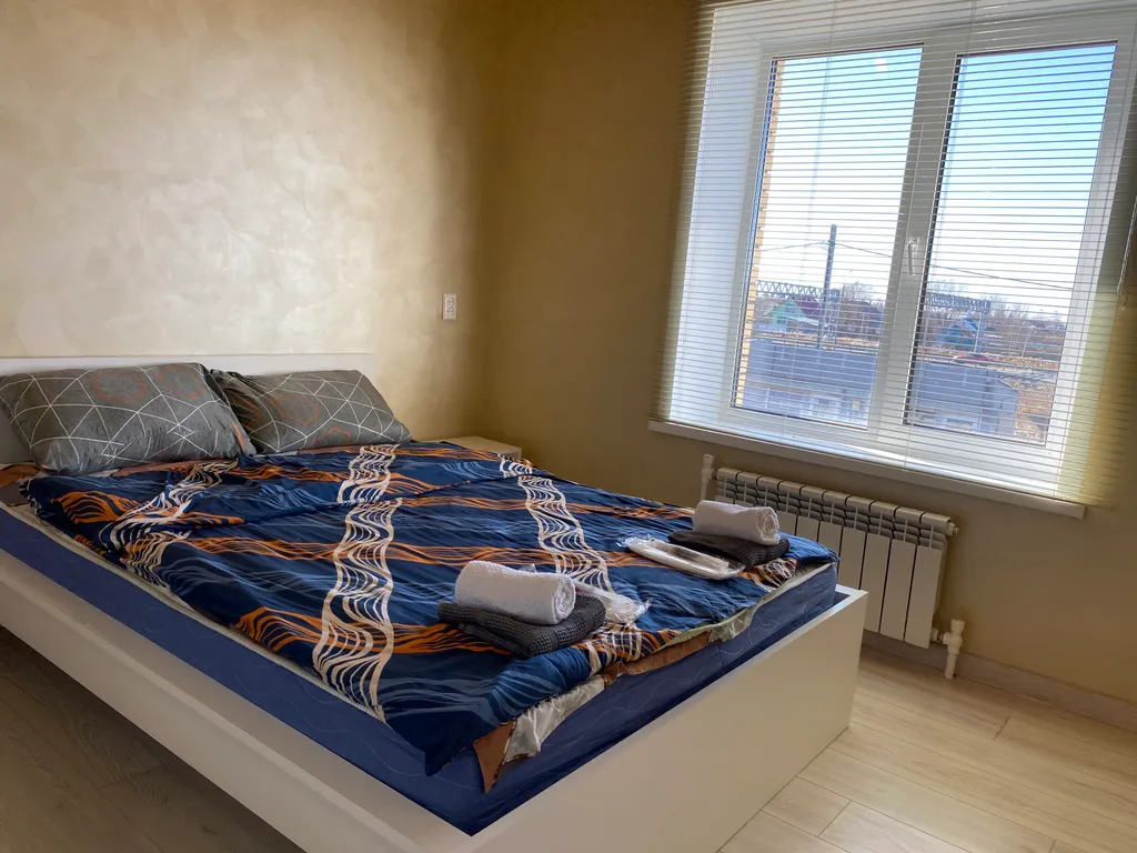 Дом 6-местный на улице Чаадаева, 100 м², Ярославль — спальня, фото 9