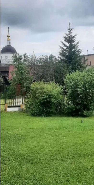 Квартира однокомнатная на улице Октябрьской, 70 м², Арзамас — двор, фото 4