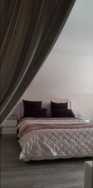 Квартира однокомнатная на улице Октябрьской, 70 м², Арзамас — спальня