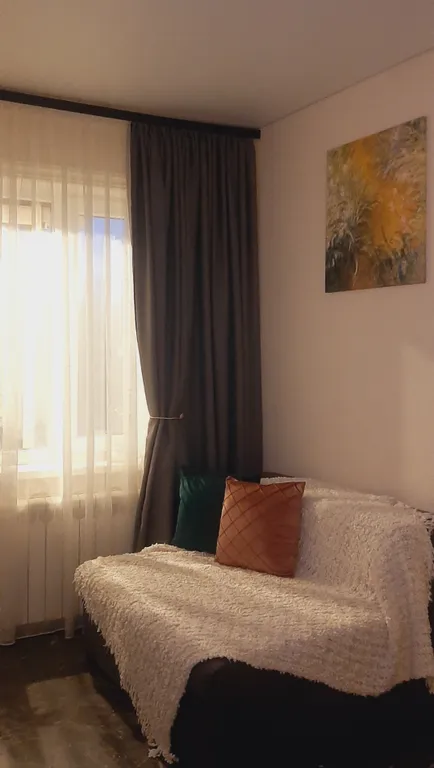 Квартира однокомнатная на улице Октябрьской, 70 м², Арзамас — спальня, фото 2