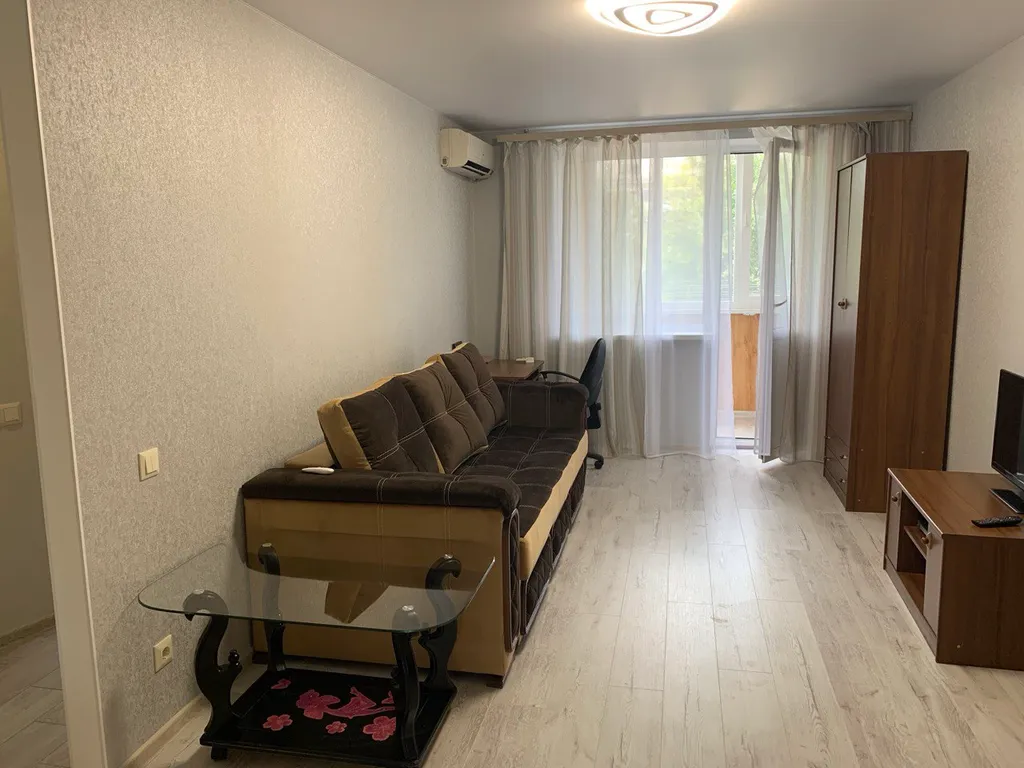 Квартира двухкомнатная на проспекте Юрия Гагарина, 42 м², Севастополь — фото 3