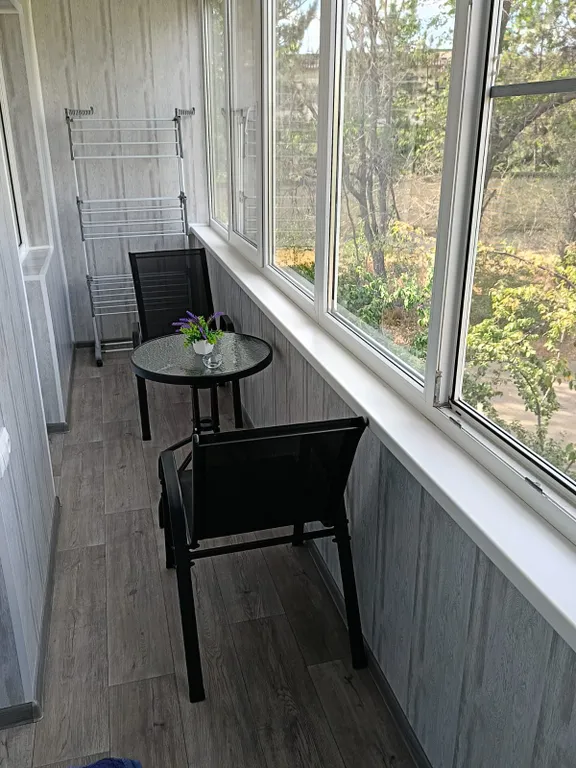 Квартира двухкомнатная в хуторе Лесном, 49 м², Каменск-Шахтинский — вид из окна, фото 2