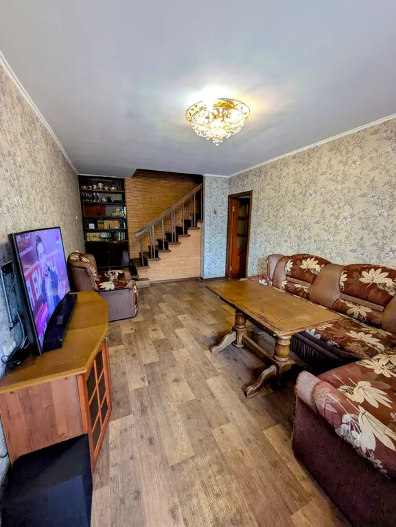Квартира трёхкомнатная в Самарском, 90 м², Самара — спальня, фото 2