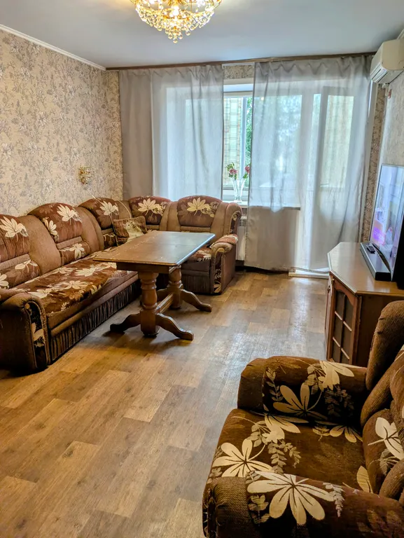 Квартира трёхкомнатная в Самарском, 90 м², Самара — спальня, фото 3