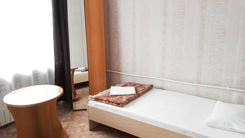 Двухместный номер с 2 отдельными кроватями эконом — Smart Hotel Магнитогорск, фото 1 из 5