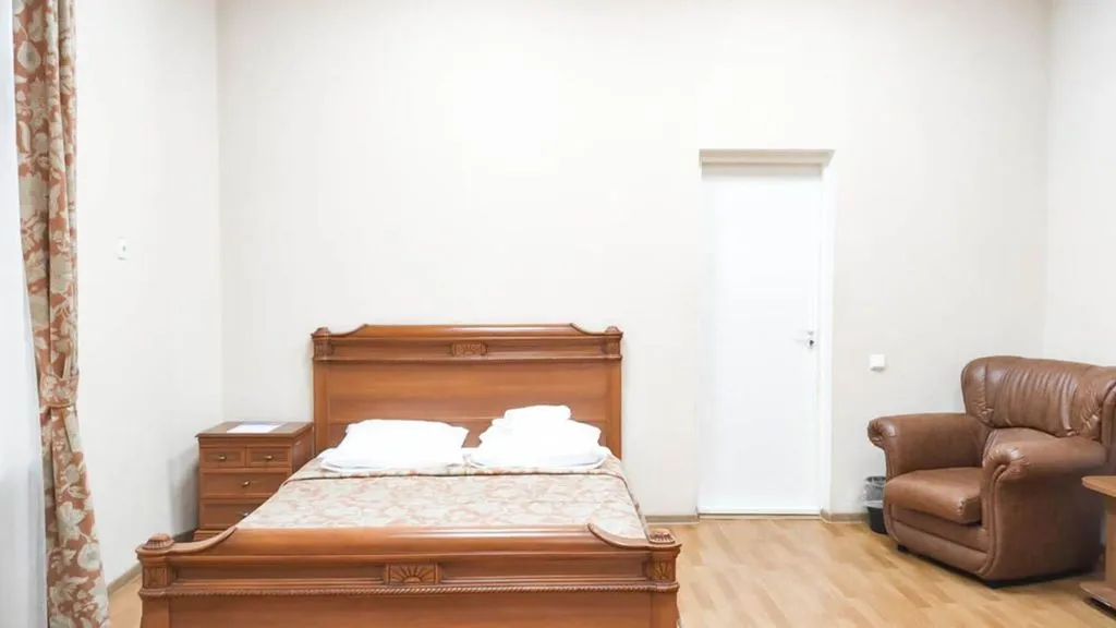 Двухместный номер с 1 кроватью эконом — SMART HOTEL Саранск — фото 3